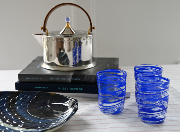 Bright August March The Capri Glass blue